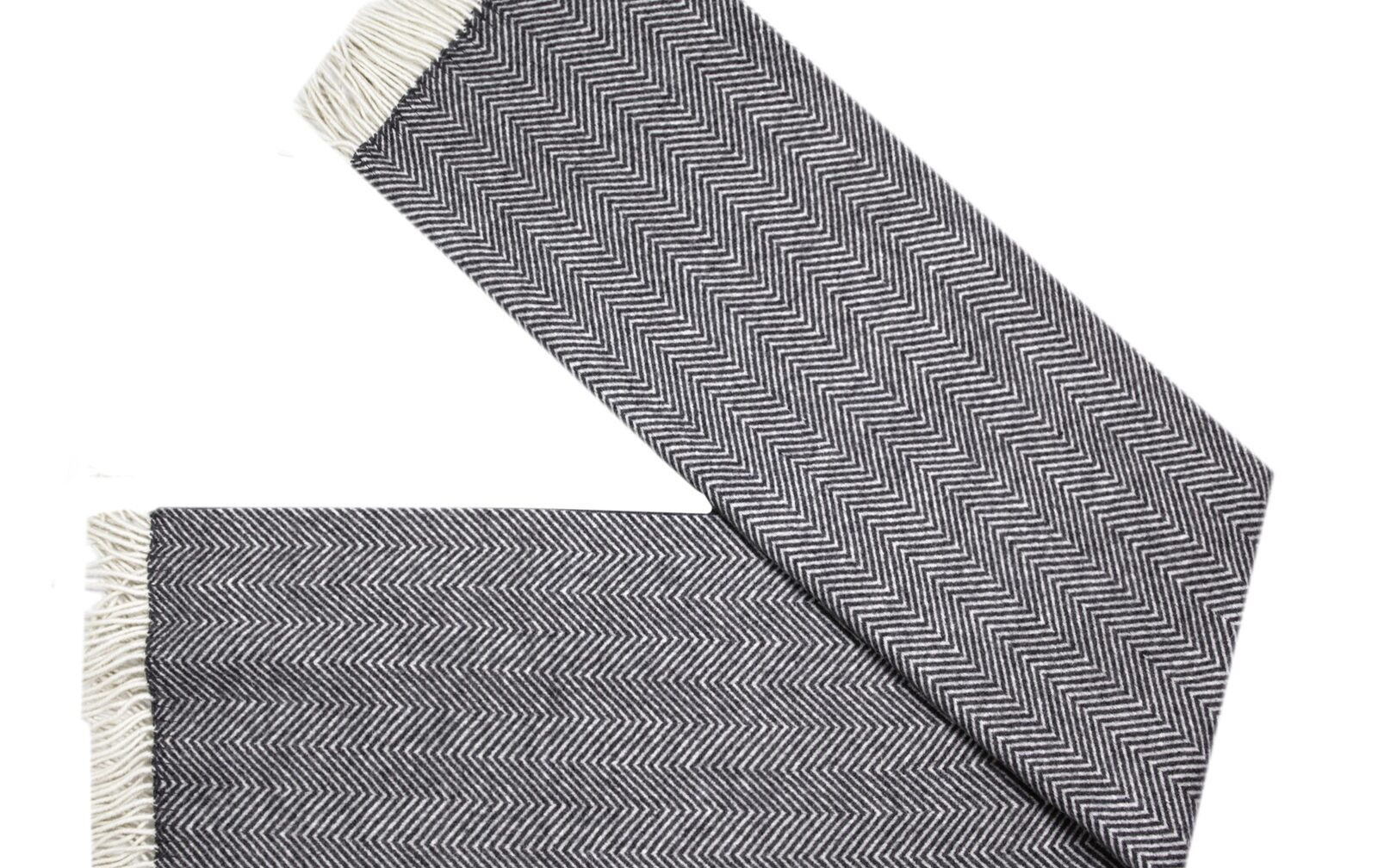 Wat kost een goede wollen plaid? Kwaliteit herken je aan vezel, gewicht en afwerking