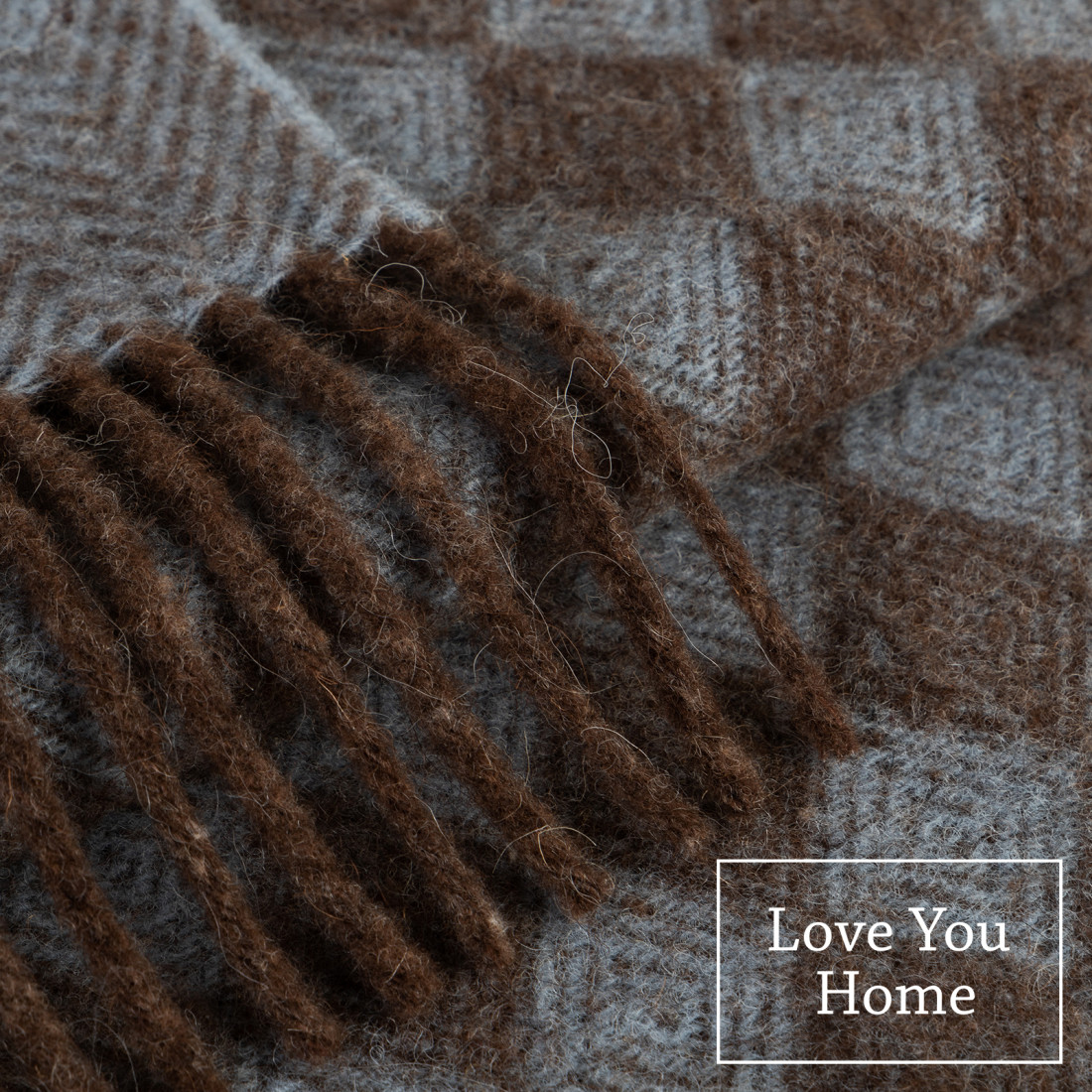 Plaid van zuivere scheerwol met ruitenpatroon · 2